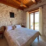 Casa Livia - Secluded Stone With Private Pool And Panoramic Sea Views Lejlighed
