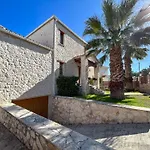 Casa Livia - Secluded Stone With Private Pool And Panoramic Sea Views Lejlighed