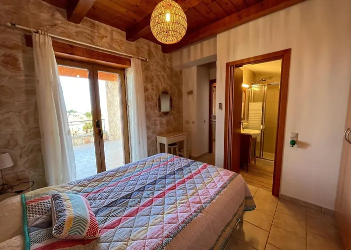 Casa Livia - Secluded Stone With Private Pool And Panoramic Sea Views *