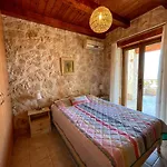 Διαμέρισμα Casa Livia - Secluded Stone With Private Pool And Panoramic Sea Views